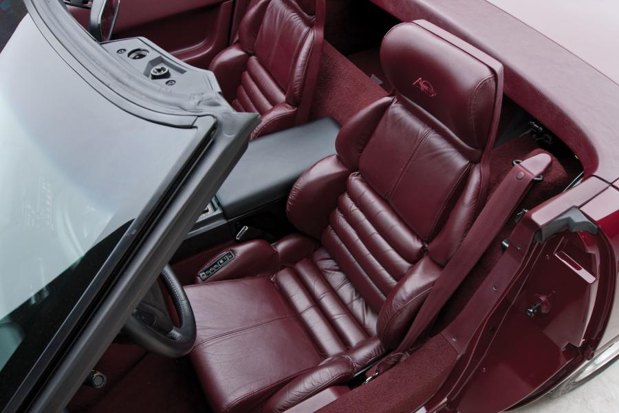  Chevrolet Corvette Convertible 1993 года  (фото 11 из 20)